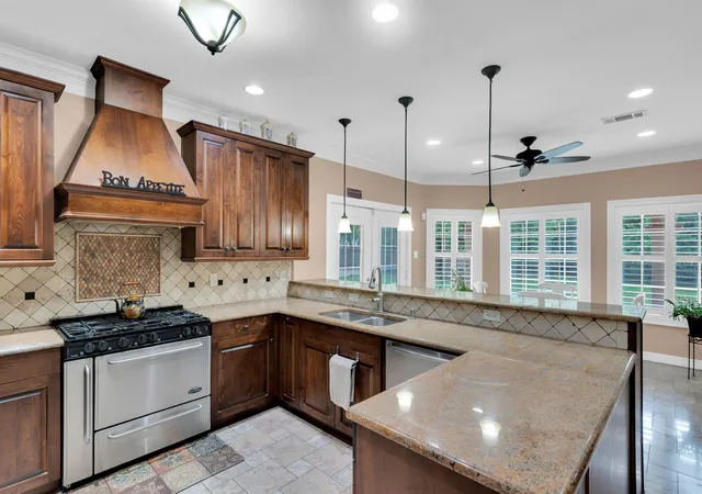 Photo 2 of Single family home for sale at 2724 Prairie Acres Cvs, Cedar Hill, TX 75104 | MLS# 21049018 | Listing updated on 2026-09-01