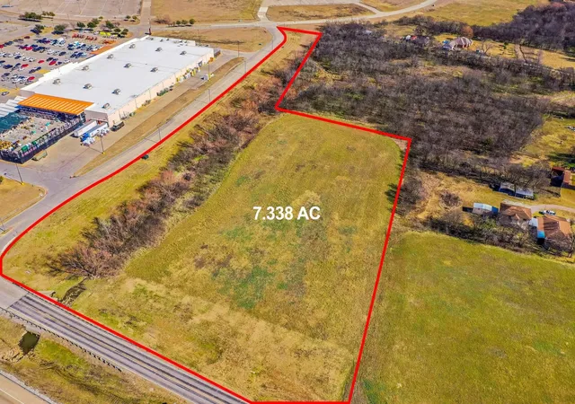 Photo 1 of Land for sale at Tbd 738 Acres I 45 Frontage Fwy, Corsicana, TX 75108 | MLS# 21031321 | Listing updated on 2026-07-21