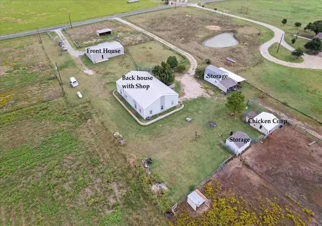 Homes for sale in Tioga, TX | 3300 Airport Rd, Tioga, TX 76271 | MLS# 20992038