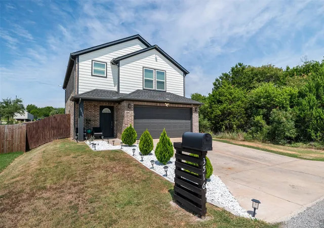 Homes for sale in Granbury, TX | 3516 Mulberry Dr, Granbury, TX 76048 | MLS# 21053246