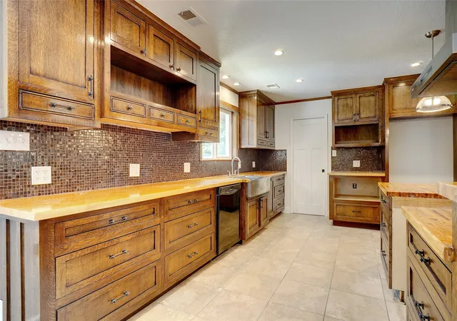 Photo 4 of Single family home for sale at 8900 Random Rd, Fort Worth, TX 76179 | MLS# 21027567 | Listing updated on 2026-07-25