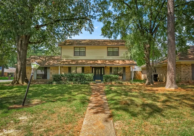 Photo 1 of Single family home for sale at 209 Winterwood Dr, Shreveport, LA 71106 | MLS# 21049017 | Listing updated on 2026-08-25