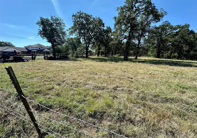 Photo 4 of Land for sale at Tbd Trailwood Dr, Joshua, TX 76058 | MLS# 21043178 | Listing updated on 2026-08-27