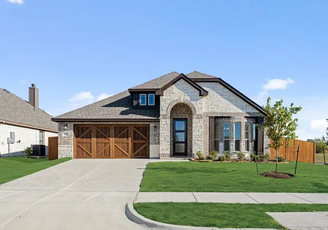 Photo 1 of Sale Pending at 537 Sanctuary Dr, Waxahachie, TX 75165 | MLS# 21054064 | Listing updated on 2026-07-15