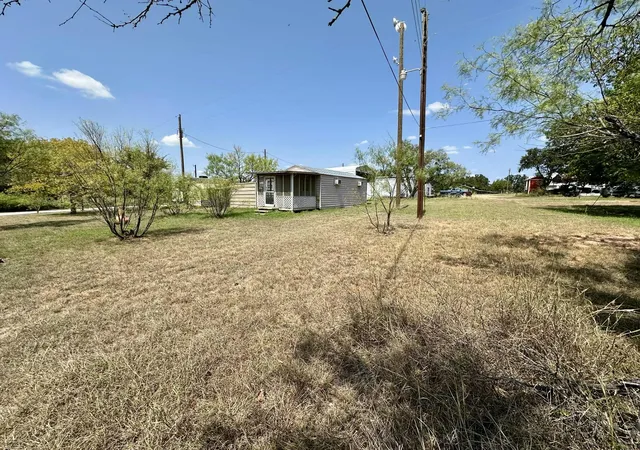 Homes for sale in Comanche, TX | 366 Saint Kitts Rd, Comanche, TX 76442 | MLS# 21054497