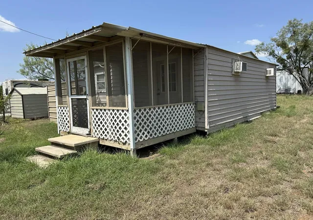 Homes for sale in Comanche, TX | 366 Saint Kitts Rd, Comanche, TX 76442 | MLS# 21054497