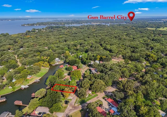 Photo 3 of Land for sale at 241 Southlake Dr, Mabank, TX 75156 | MLS# 21052385 | Listing updated on 2026-09-23