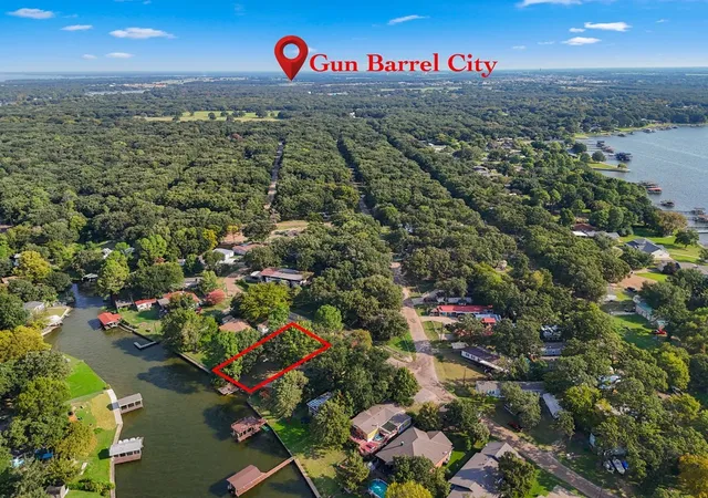 Photo 4 of Land for sale at 241 Southlake Dr, Mabank, TX 75156 | MLS# 21052385 | Listing updated on 2026-09-23