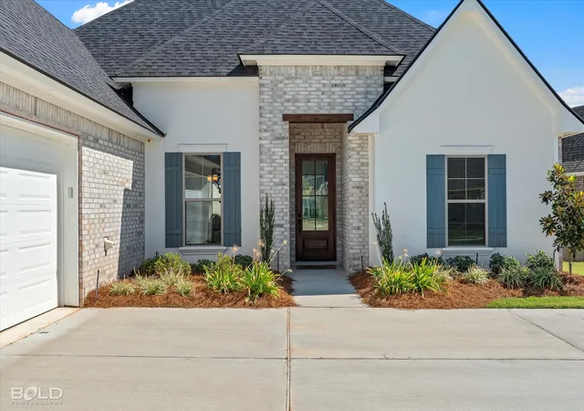 2nd image of 5132 Tensas Dr, Bossier City, LA 71111 | MLS# 21048330