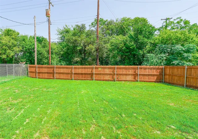 Homes for sale in Dallas, TX | 4206 Colonial Ave, Dallas, TX 75215 | MLS# 21055390