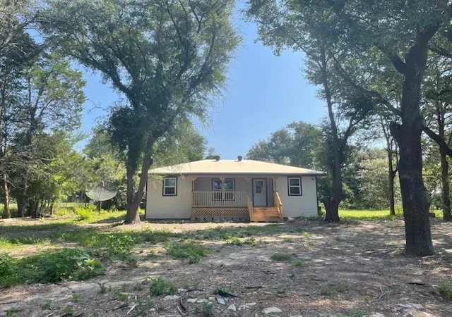Photo 1 of Sale Pending at 1631 Lcr 760, Groesbeck, TX 76642 | MLS# 21054762 | Listing updated on 2026-08-31