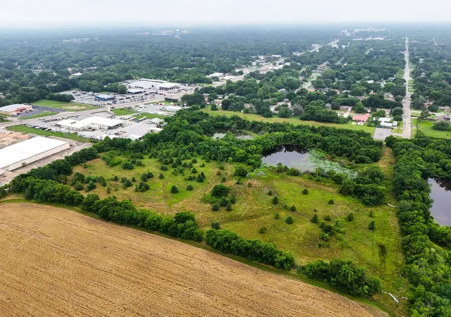 Photo 1 of Land for sale at 0 W White St, Bonham, TX 75418 | MLS# 21056200 | Listing updated on 2026-09-25