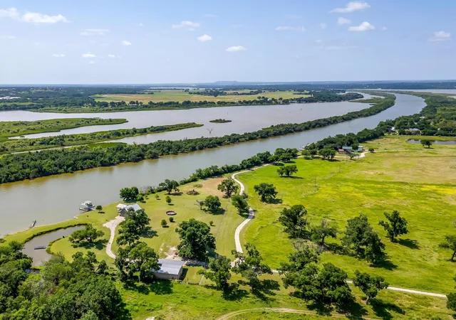 Photo 1 of Land for sale at 7401 Tin Top Hwy, Weatherford, TX 76087 | MLS# 21055702 | Listing updated on 2026-07-21