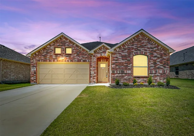 Homes for sale in Little Elm, TX | 3313 Layla Creek Dr, Little Elm, TX 75068 | MLS# 21057016
