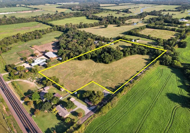 Photo 1 of Land for sale at Tbd Elm Bottom Cir, Aubrey, TX 76227 | MLS# 21046653 | Listing updated on 2026-09-28