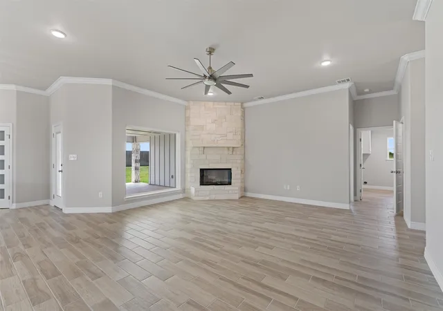 Photo 2 of Sale Pending at 1313 Red Rock Rd, Hewitt, TX 76643 | MLS# 21016340 | Listing updated on 2026-09-24