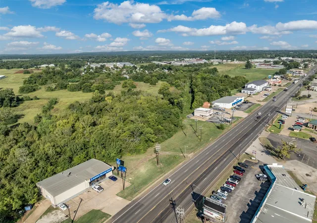 Photo 2 of Land for sale at 1743 S Jackson, Jacksonville, TX 75766 | MLS# 21057542 | Listing updated on 2026-09-23