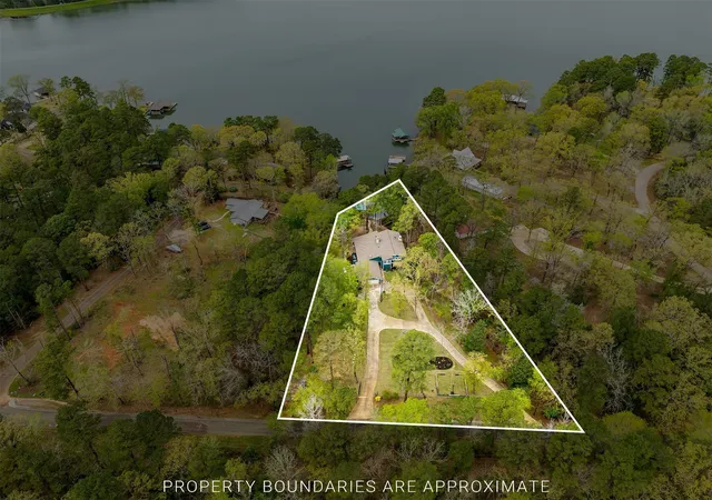 Homes for sale in Jacksonville, TX | 1905 County Road 3108, Jacksonville, TX 75766 | MLS# 21057601