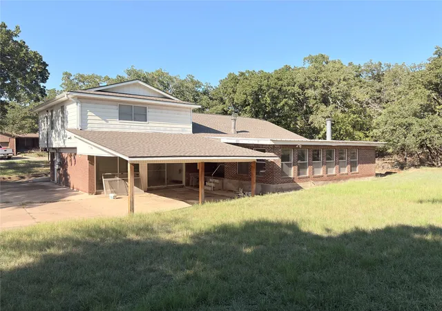 Homes for sale in Mineral Wells, TX | 1009 11Th St, Mineral Wells, TX 76067 | MLS# 21047073