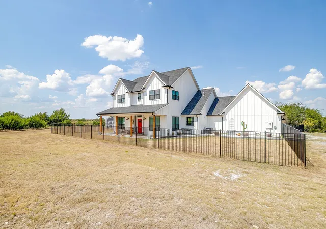 Photo 3 of Single family home for sale at 11783 W Fm 4, Godley, TX 76044 | MLS# 21057886 | Listing updated on 2026-07-13