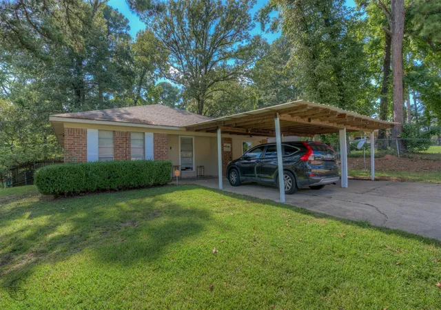 Photo 1 of Single family home for sale at 3304 Linda St, Shreveport, LA 71119 | MLS# 21057395 | Listing updated on 2026-08-31