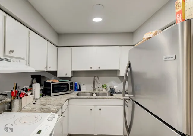 Photo 4 of Condo for sale at 1820 E Kings Hwy #252, Shreveport, LA 71105 | MLS# 21053405 | Listing updated on 2026-08-31