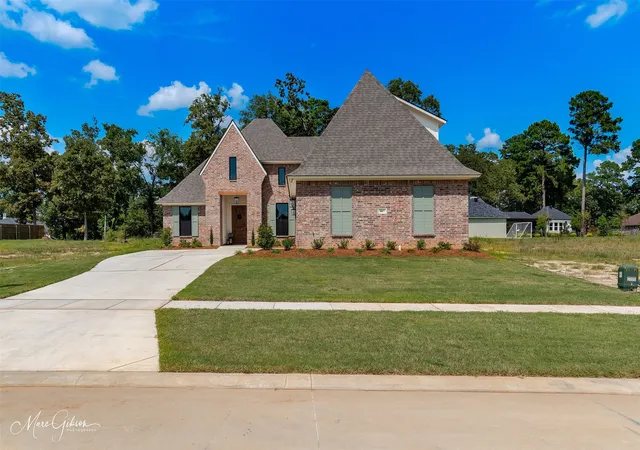 2nd image of 807 Walstonburg, Benton, LA 71006 | MLS# 21058669