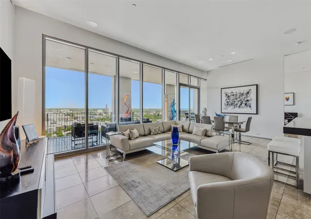 Homes for sale in Dallas, TX | 1717 Arts Plaza #1804, Dallas, TX 75201 | MLS# 21058953