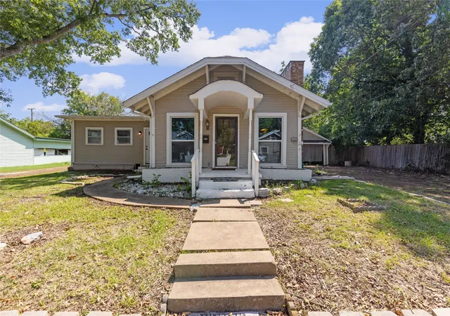 Homes for sale in Commerce, TX | 1005 Jernigan St, Commerce, TX 75428 | MLS# 21058194