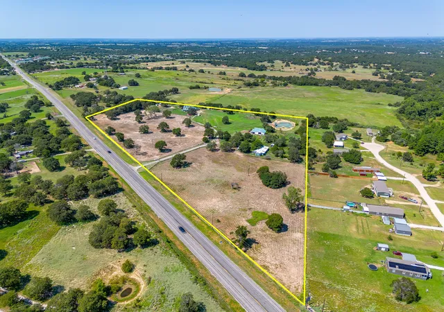 Photo 2 of Single family home for sale at 7726 W Hwy 199, Springtown, TX 76082 | MLS# 21059059 | Listing updated on 2026-08-22