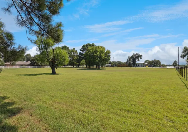 Photo 2 of Sale Pending at Tbd Grauton Dr, Mansfield, TX 76063 | MLS# 21059860 | Listing updated on 2026-08-22