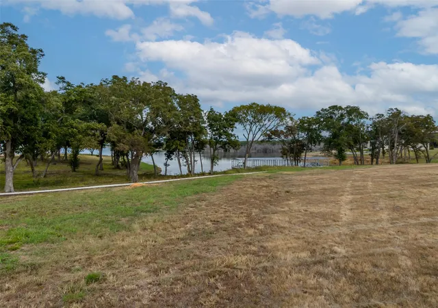 Photo 2 of Land for sale at 800 Peninsula Dr, Honey Grove, TX 75446 | MLS# 21056842 | Listing updated on 2026-09-17