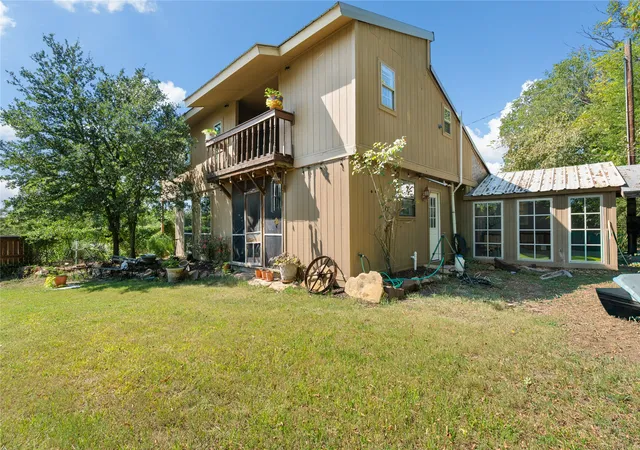 Photo 3 of Single family home for sale at 591 Fm 1201 Spur, Gainesville, TX 76240 | MLS# 21061216 | Listing updated on 2026-09-17