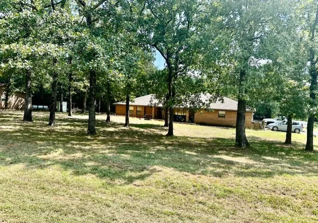 Photo 1 of Single family home for sale at 40 Cumberland Cir, Denison, TX 75021 | MLS# 21059924 | Listing updated on 2026-09-28
