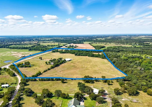 Homes for sale in Marlin, TX | 5485 State Hwy 7, Marlin, TX 76661 | MLS# 21061342
