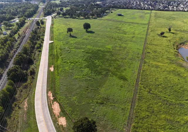 Photo 2 of Land for sale at Lot 4 Hickory Hill Rd, Argyle, TX 76226 | MLS# 21062113 | Listing updated on 2026-09-01