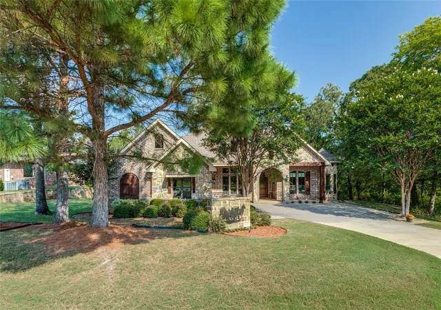 Homes for sale in Gordonville, TX | 159 Pronghorn Dr, Gordonville, TX 76245 | MLS# 21062685