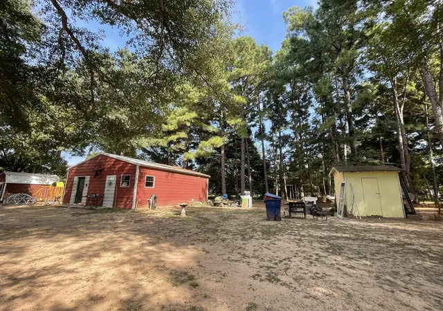 Photo 2 of Manufactured home for sale at 16399 N Us Hwy 287, Tennessee Colony, TX 75861 | MLS# 21061899 | Listing updated on 2026-08-22