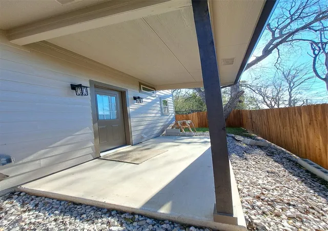 Photo 3 of Single family home for sale at 2603 Malone St, Fort Worth, TX 76106 | MLS# 21063606 | Listing updated on 2026-07-06