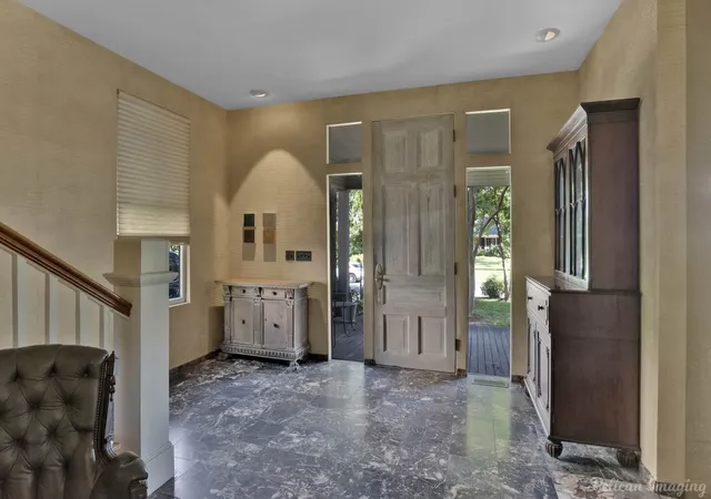 Photo 2 of Single family home for sale at 1025 Delaware St, Shreveport, LA 71106 | MLS# 21064040 | Listing updated on 2026-08-22