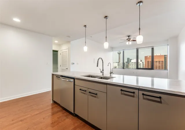 Homes for sale in Dallas, TX | 1200 Main St #804, Dallas, TX 75202 | MLS# 21063923