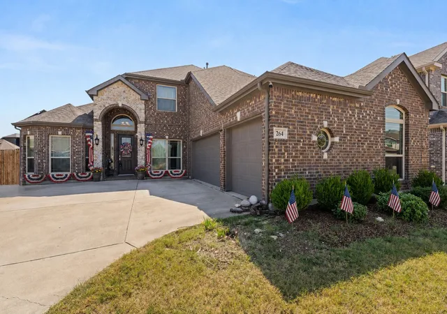 Homes for sale in Waxahachie, TX | 264 Northstar Ln, Waxahachie, TX 75165 | MLS# 21056718