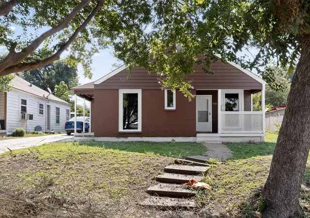 Photo 3 of Land for sale at 5020-5022 Pershing St, Dallas, TX 75206 | MLS# 21065078 | Listing updated on 2026-07-09