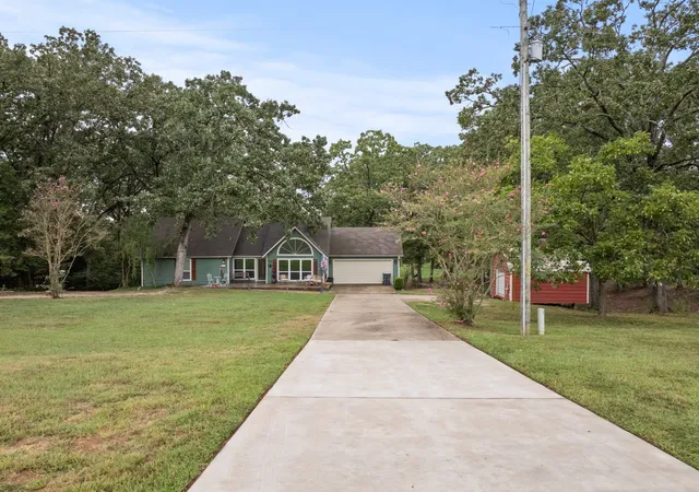 Homes for sale in Mt Pleasant, TX | 490 Fm 1735, Mt Pleasant, TX 75455 | MLS# 21065871