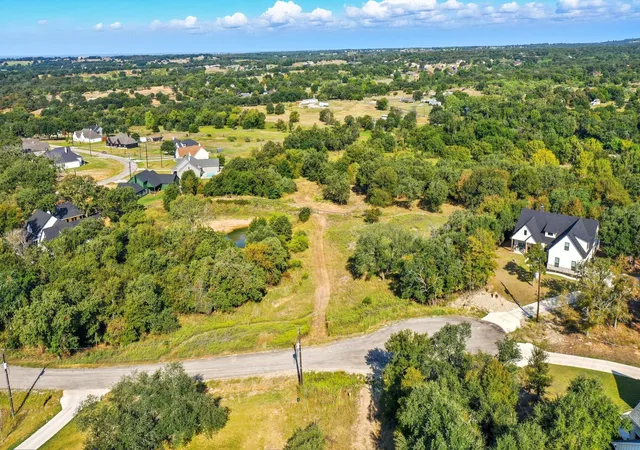 Photo 1 of Sale Pending at 209 Grace Ct, Weatherford, TX 76088 | MLS# 21060331 | Listing updated on 2026-07-16