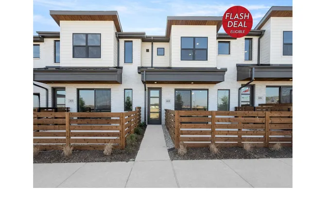 1st image of 4610 White Buffalo Trl, Little Elm, TX 75068 | MLS# 21067238