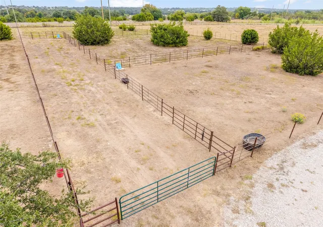 Photo 4 of House for sale at 6000 County Road 351, Dublin, TX 76446 | MLS# 21066909 | Listing updated on 2026-09-18
