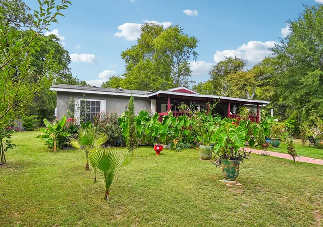 Photo 4 of Manufactured home for sale at 29275 Fm 429, Terrell, TX 75161 | MLS# 21068337 | Listing updated on 2026-08-26