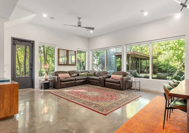 Photo 3 of Mansion for sale at 4798 Iberia Ave, Dallas, TX 75207 | MLS# 21056779 | Listing updated on 2026-09-02