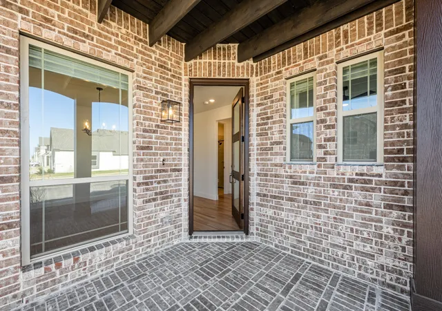 Photo 3 of Sale Pending at 1001 Sedona Trl, Justin, TX 76247 | MLS# 21059025 | Listing updated on 2026-08-25